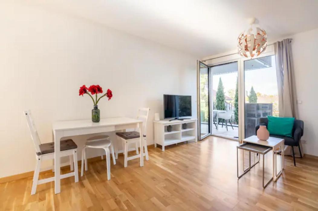 Near Lake Fully Furnished Beautiful Apartment Βιέννη Εξωτερικό φωτογραφία