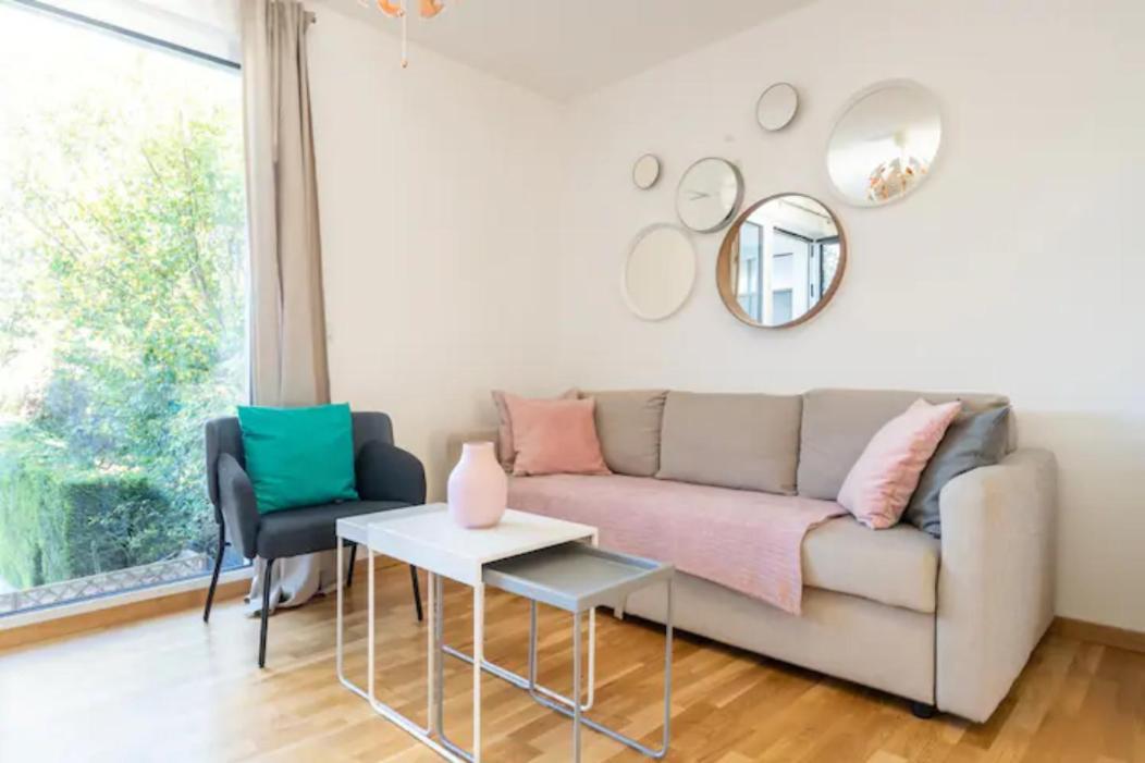 Near Lake Fully Furnished Beautiful Apartment Βιέννη Εξωτερικό φωτογραφία