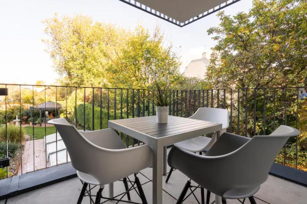 Near Lake Fully Furnished Beautiful Apartment Βιέννη Εξωτερικό φωτογραφία